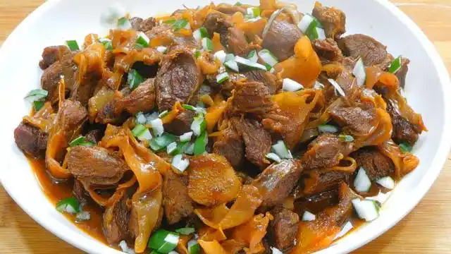 猪身上最特别的一块肉,又名罗汉肉,下饭又下酒,做一大盘不够吃