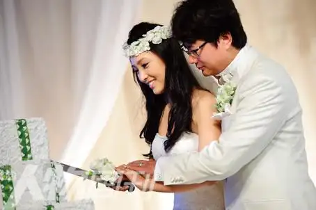 2010年10月3日,白静与丈夫周成海举行婚礼