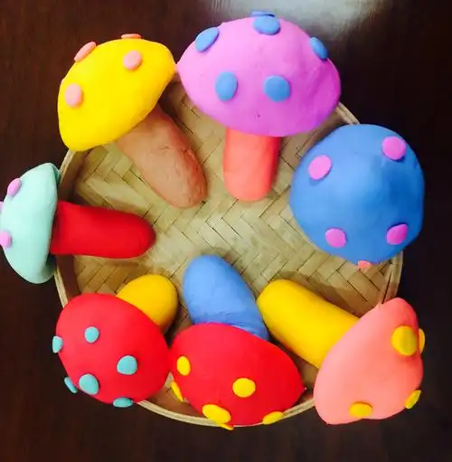 桃源乡幼儿园教师手工制作(泥工)评比--别样风采秀出来