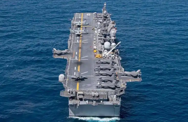 原创又出事了!美国第二艘两栖攻击舰起火,升级计划被迫中断
