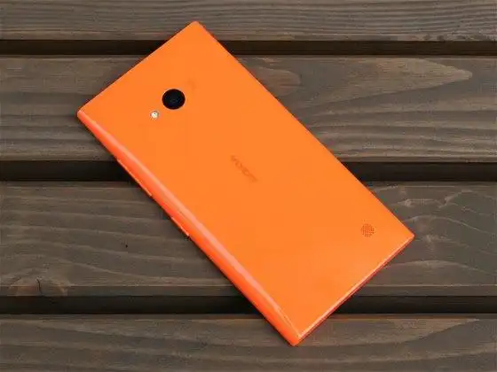 lumia 735 je jeden z posledn赤ch