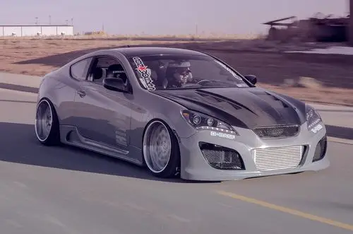 现代劳恩斯酷派低趴改装案例