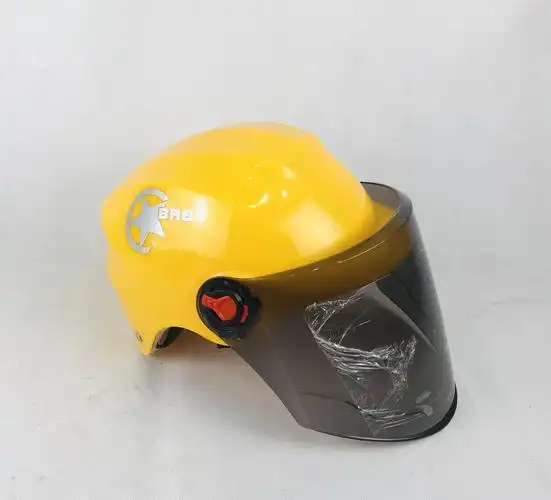 厂家直销新款电动车头盔摩托车头盔夏季安全防撞头盔