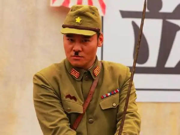 二战日本陆军制服三次"变迁",模仿的德国?|军官|军服|军装_网易订阅