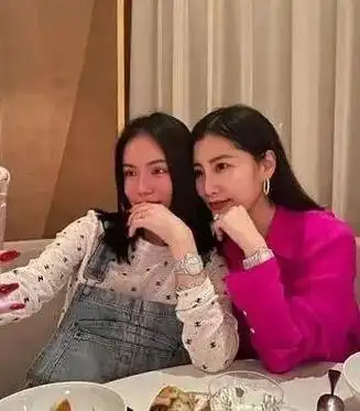 何猷君百亿前女友的瓜!跟穷小子生子后男方入狱,二婚又遭家暴!