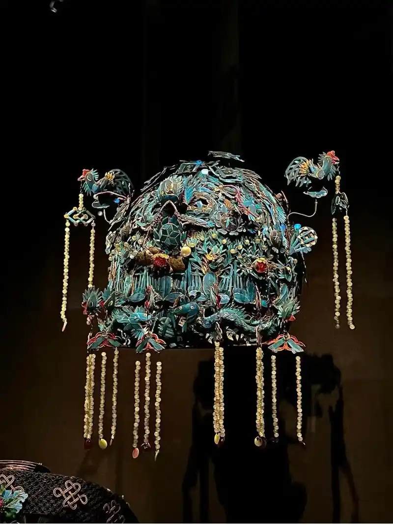 大英博物馆中国馆入口处的第一句话: - 抖音