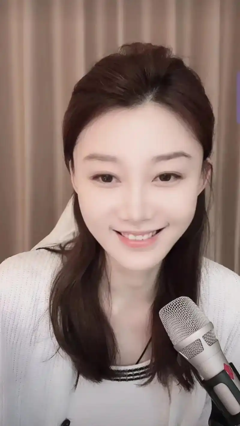 张芮尔78 @张芮尔78小号 #愿一切美好与你相伴 #所遇皆美 - 抖音