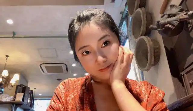 凤凰卫视李淼发文缅怀安倍,生前曾多次受邀采访他,还晒出了合影|凤凰