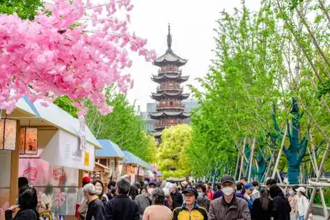 上海龙华庙会现场