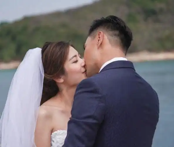 陈展鹏发文宣布当爸言语中不乏对孩子到来的激动之情