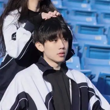 高中生情头一对高清清纯的真人情侣头像学生图片