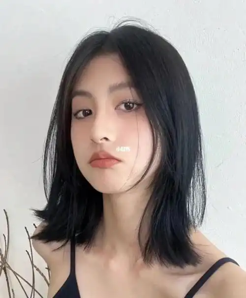 超级好看的减龄锁骨发