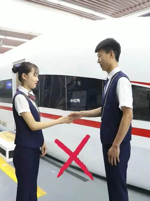 男女生握手礼仪示范