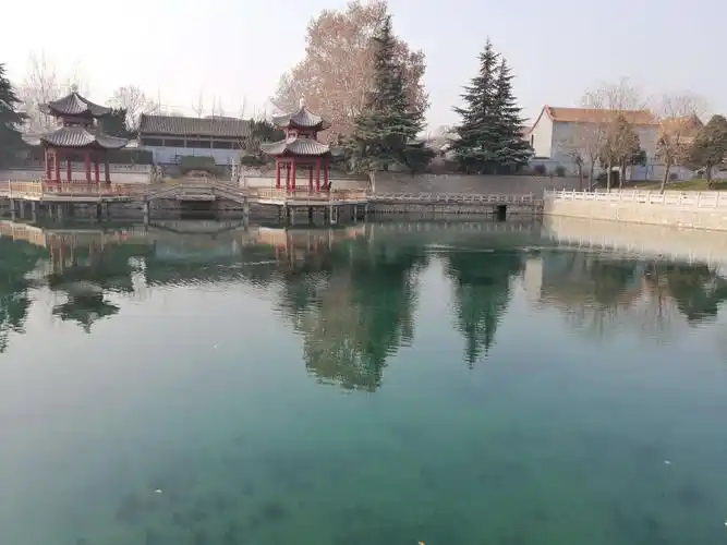 与朋友一起去安阳殷都区水冶镇珍珠泉景区 写美篇向水冶珍珠泉出发