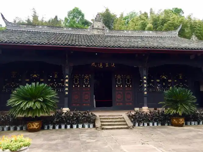 潼南红色之旅-走进杨暗公烈士陵园主题活动侧记