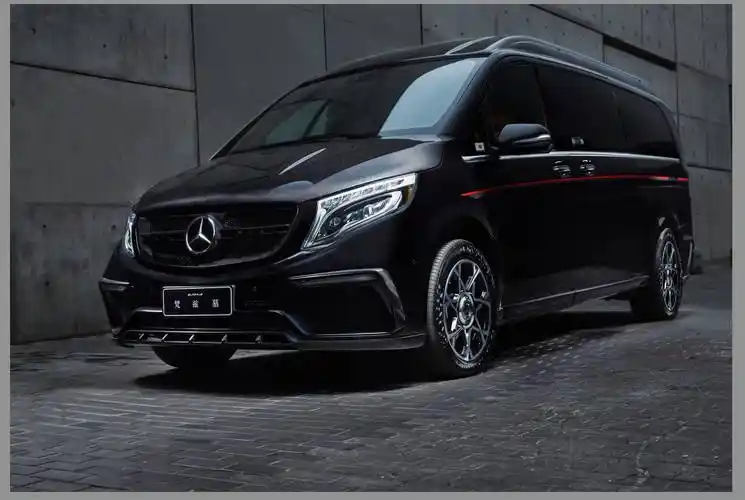 奔驰梵兹慕商务车