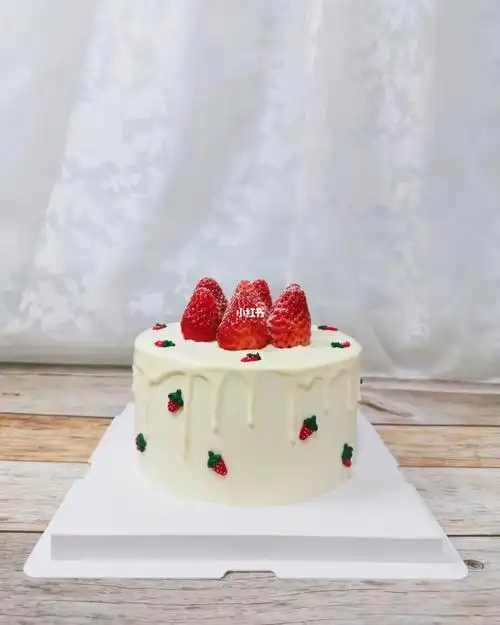 6寸草莓蛋糕