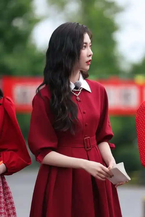 宋妍霏奔跑吧台球锦鲤