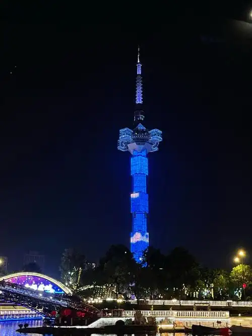 盐城旅游攻略文化地标建筑物盐立方电视塔