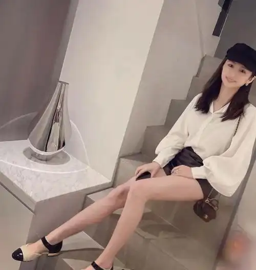 沈玉琳的太太芽芽的包包