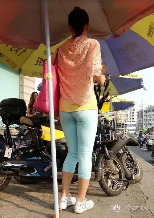 紧身裤也太紧了吧.