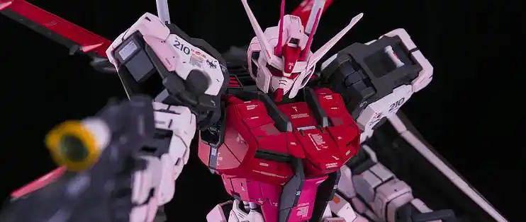 上班族用时3周,小改怡情多图分享pg嫣红强袭高达涂装完成_模型_什么