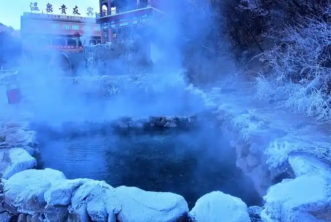 到赤城泡温泉怎么玩