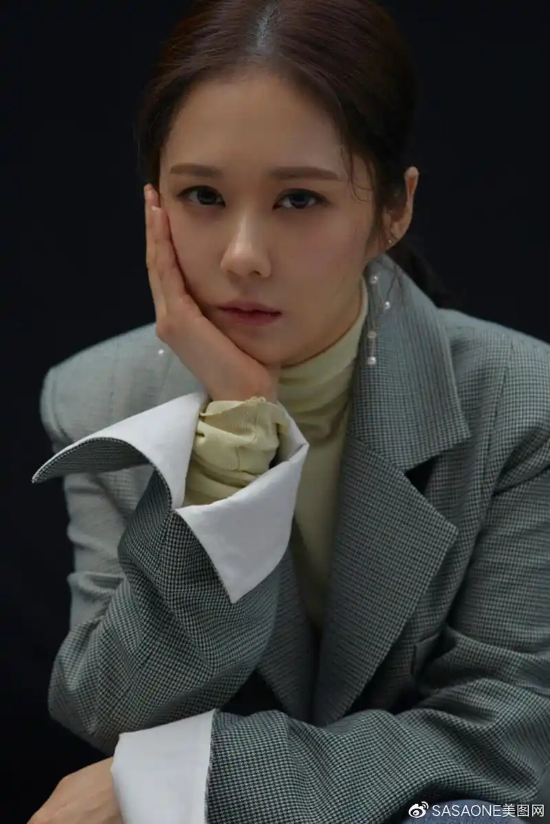 韩国女星张娜拉是80一代关于青春印记的回忆她的可爱又略带失误感