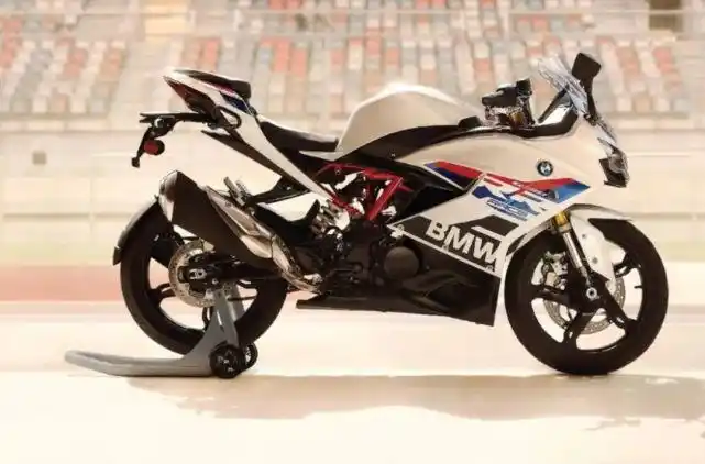 宝马310rr发布套壳跑车海外卖24万