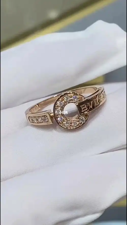 宝格丽铜钱款戒指