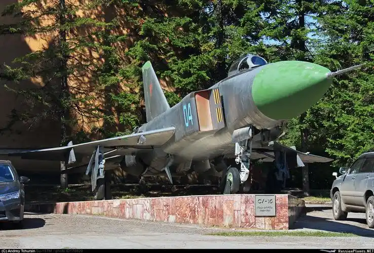 苏联时代的著名战斗机苏15一直为防空军所装备从未对外出口过