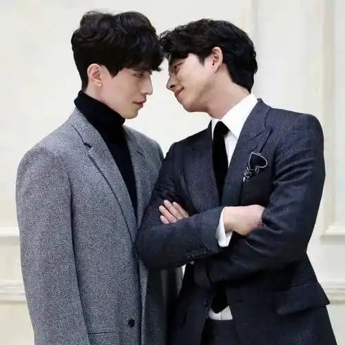 自律到7年不吃碳水41岁的他居然长这样