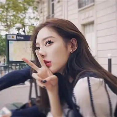 qq头像女生小清新唯美高清好看的唯美小清新女生头像图片