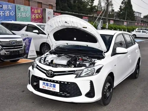 一汽丰田 威驰fs 2021款 1.5l cvt锋驰版