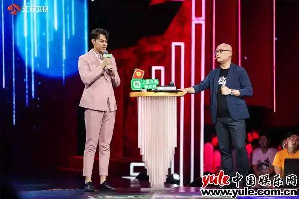 本周《新相亲大会》超优质男嘉宾来袭 实力诠释何为"开挂的人生"