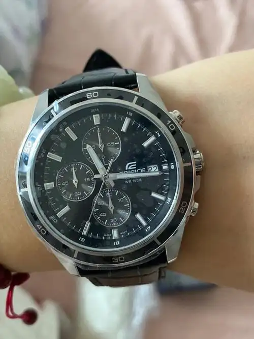 卡西欧手表怎么辨别真假表带真的好硬