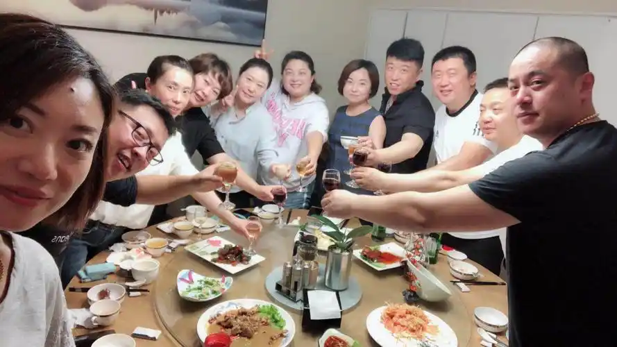 出生到现在的亲戚朋友们认识你们很带劲昂!