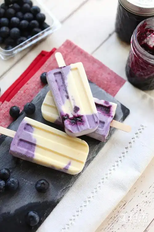 低脂蓝莓酸奶冰棍