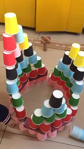 精彩游戏--纸杯搭建