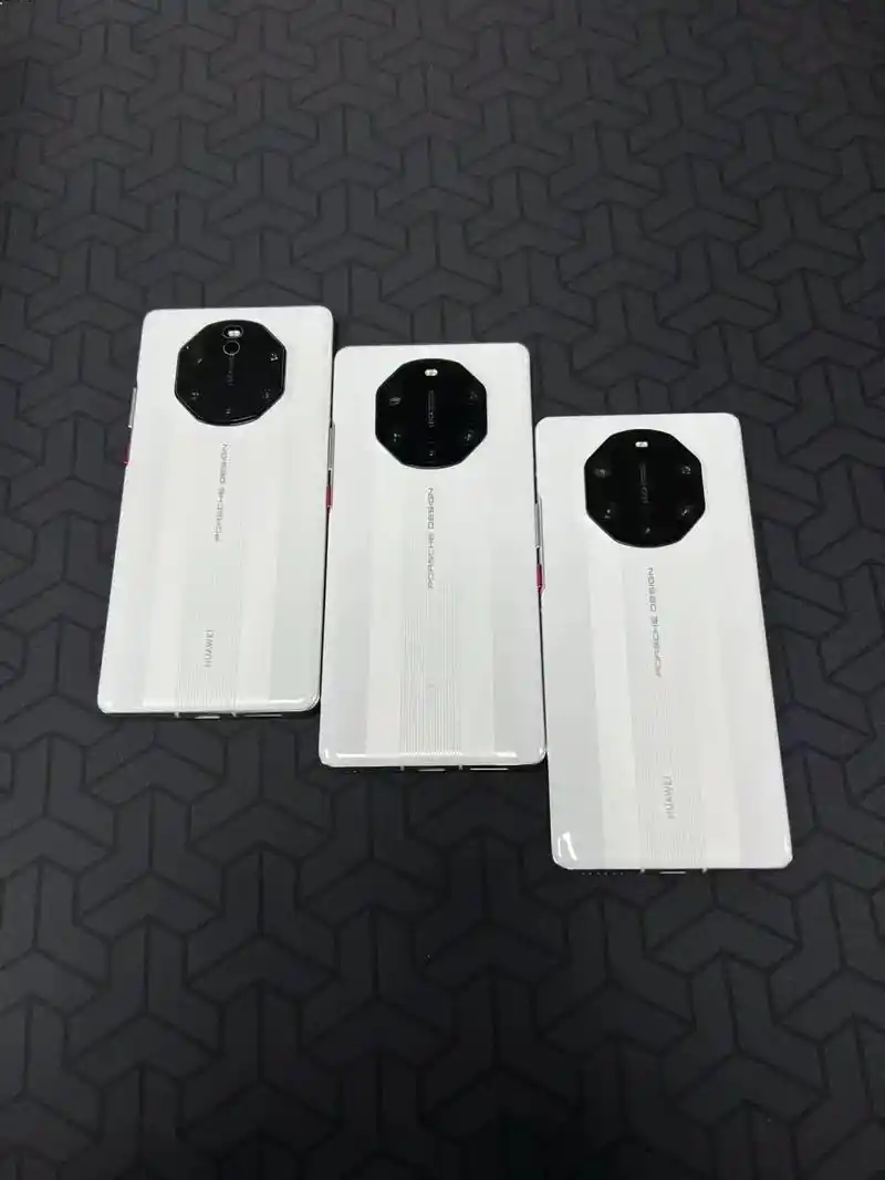 华为mate40rs保时捷