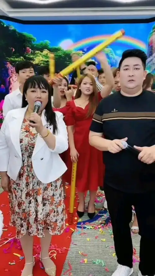 云南山歌毛家超与张黎同台啦感谢大家支持与关注谢谢