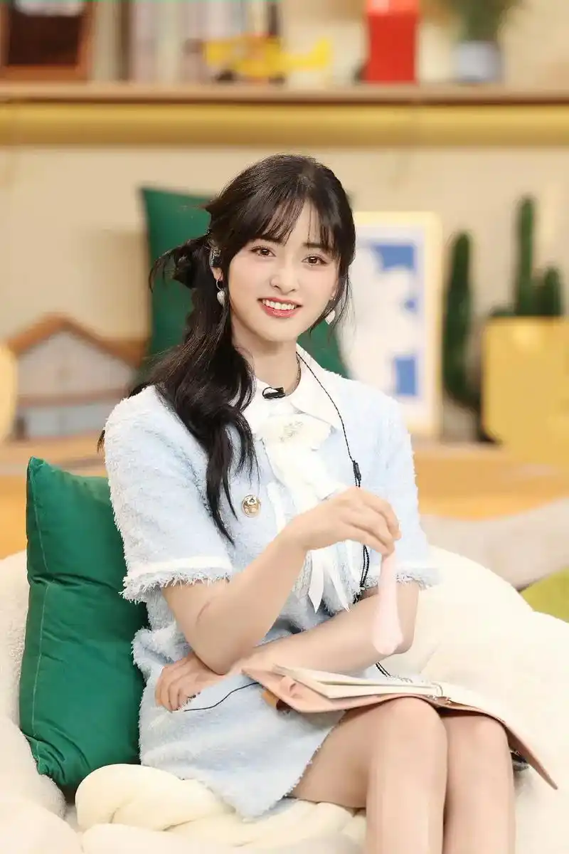 沈月你小子这么好看,不要命啦!#沈月 #综艺 #怦然心动20 - 抖音