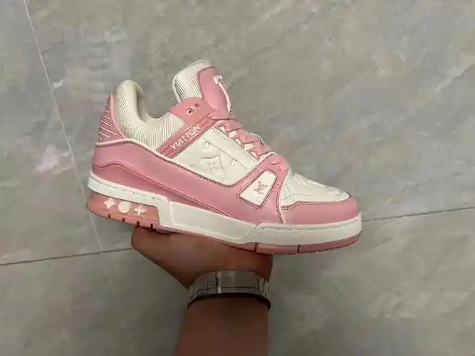 lv 板鞋樱花粉配色#潮鞋推荐  #lv板鞋  #板鞋