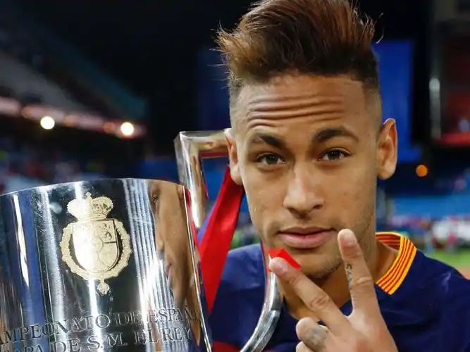 内马尔巴西2006年后最优秀的核心离开巴萨致双输