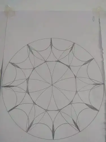 圆规画出的美丽图案欣赏圆规画出的美丽图案有关用圆规画玫瑰花的内容