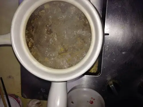 熬中药开锅之后出现这样的泡沫,请问正常么?