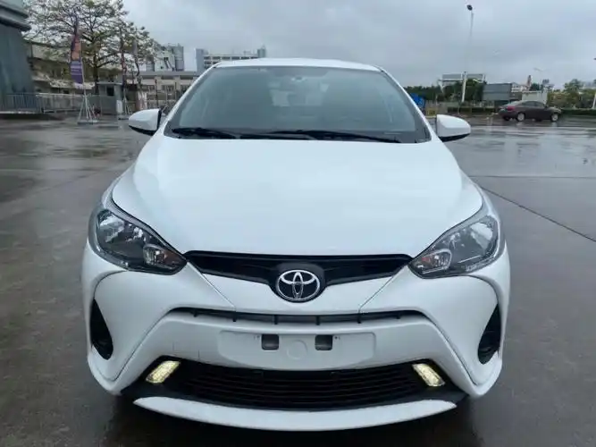 5自动波,一手车精品车况5万公里,油耗低性价比高,合适私聊[勾引]