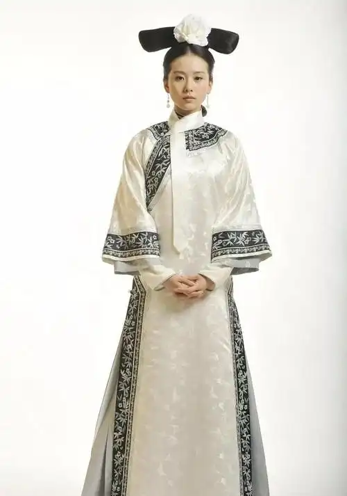 步步惊心若曦造型上23套清代旗装最受不了最后一套