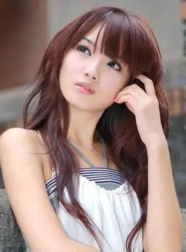 qq空间美女相册欣赏 最难忘记你的笑