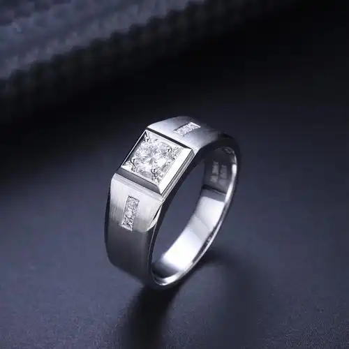 新款爆款男士铂金钻石戒指铂金镶嵌钻石男款戒指饰品流行配饰